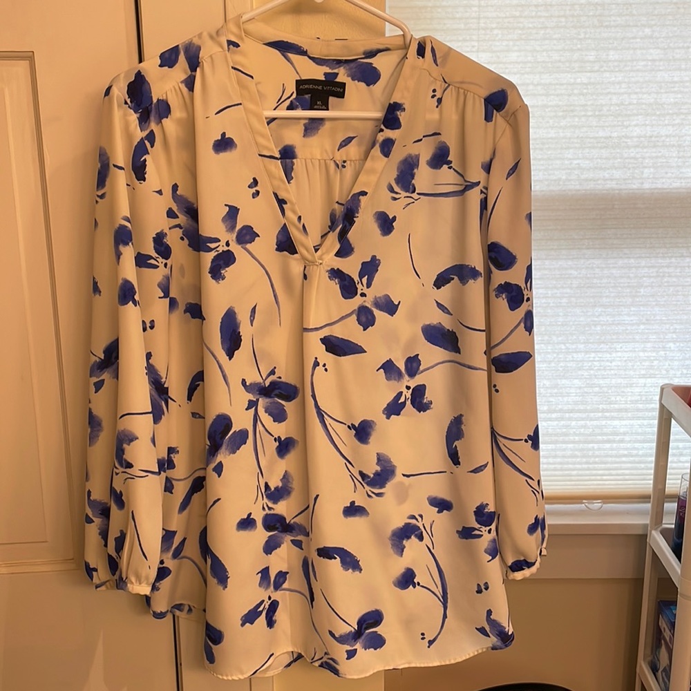 Floral print blouse